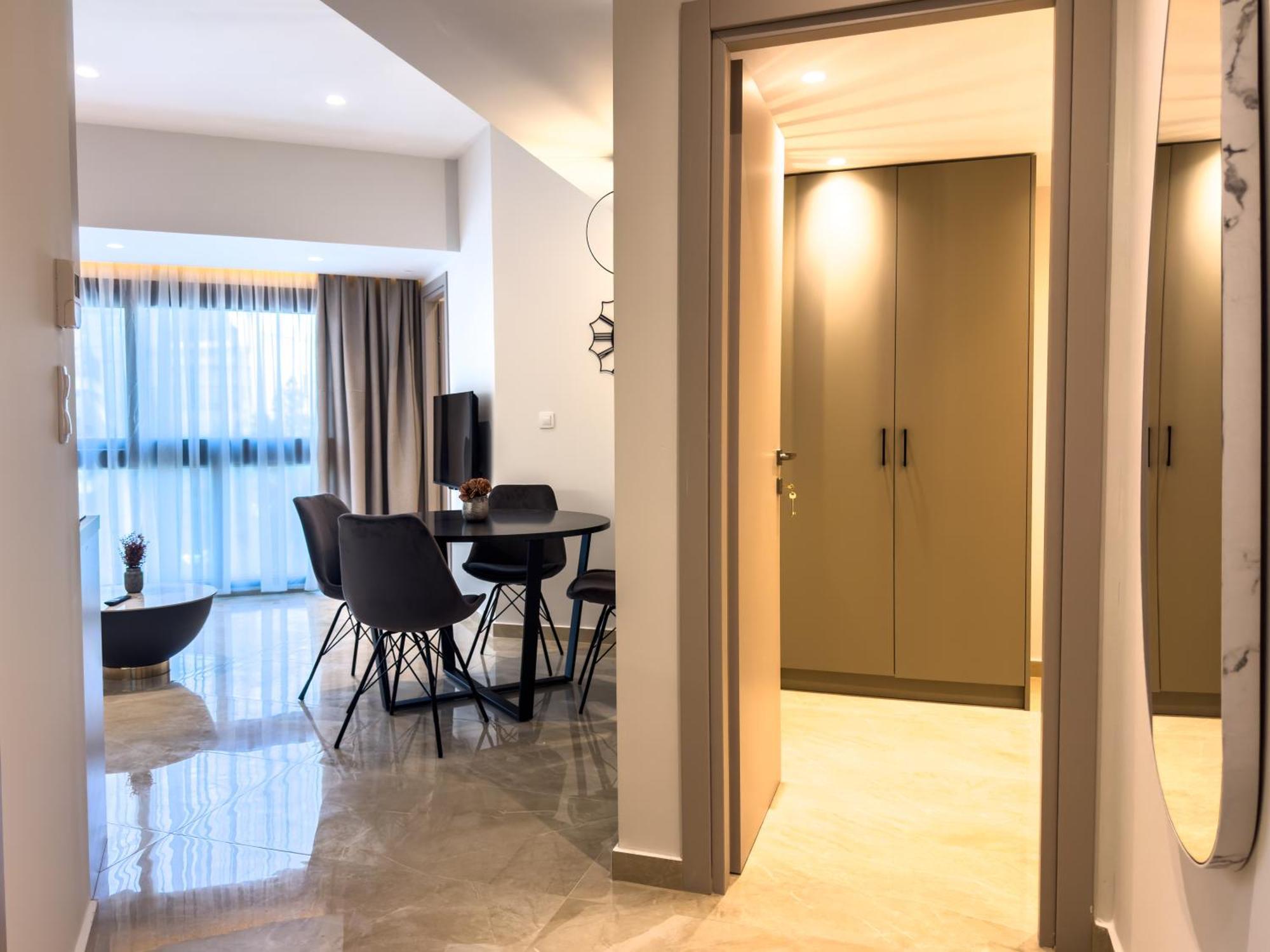 Villa 8 By Proliving Hospitality テッサロニキ エクステリア 写真